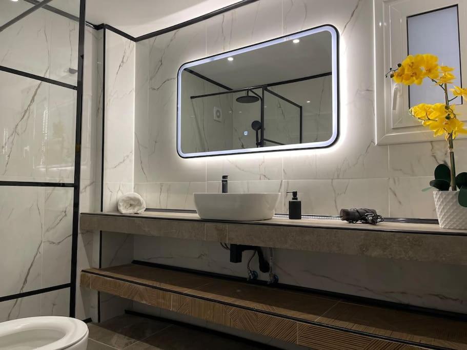 Apartamento Hideaway Boutique Atenas Exterior foto