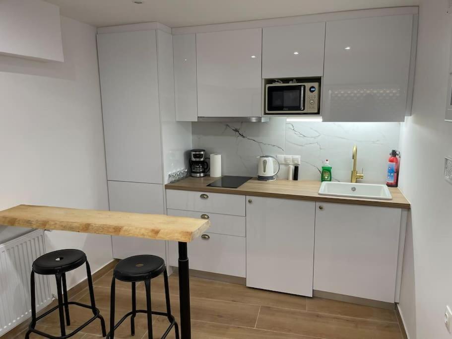Apartamento Hideaway Boutique Atenas Exterior foto